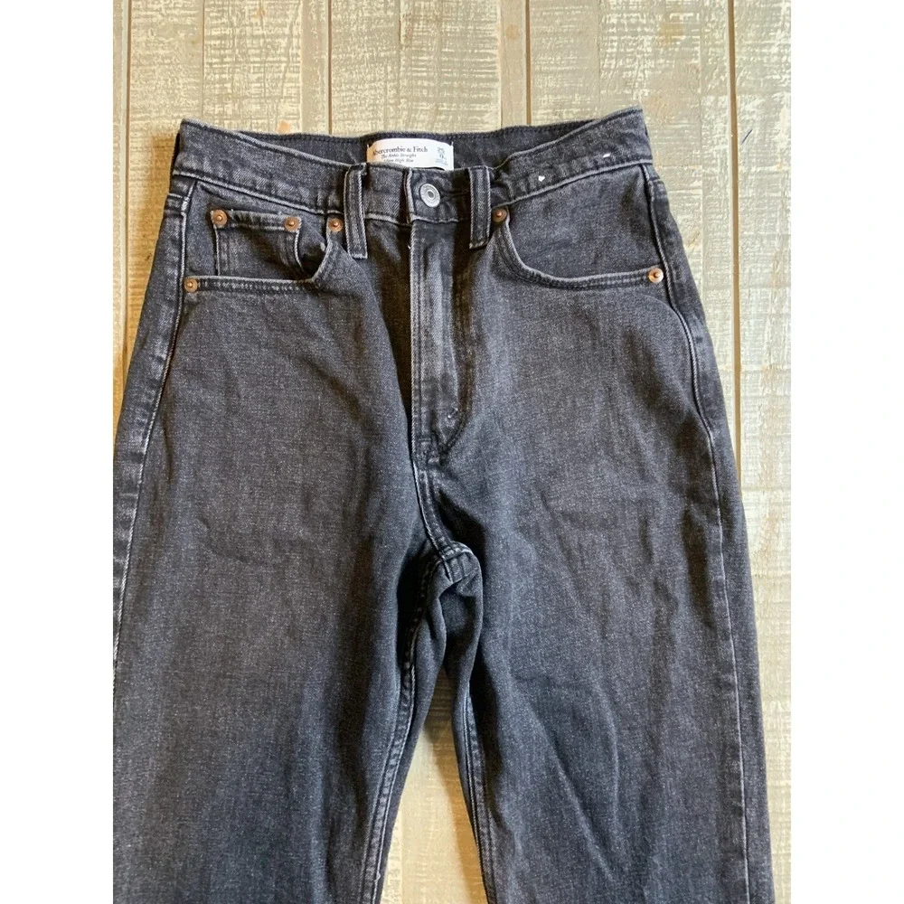Abercrombie Fitch Ultra High Rise Ankle Straight‎ Women's Black Jeans Size 25